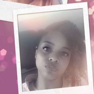 Meet your Posher, Leah